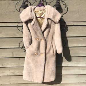 ✨Vintage Faux Fur Coat ✨